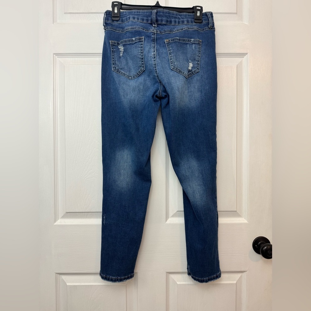 Signature Studio Women’s Distressed Blue Skinny Jeans Size 4 - Picture 2 of 4